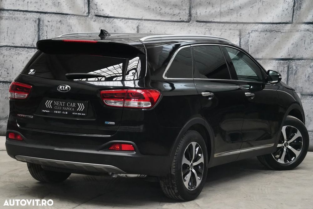 Kia Sorento - 4