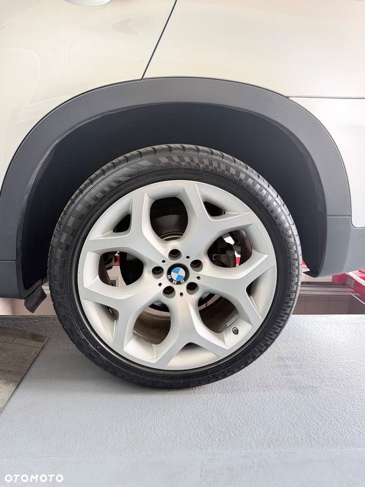 BMW X5 xDrive35i - 14