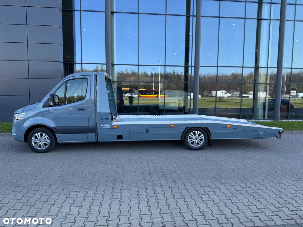 Mercedes-Benz Sprinter - 8