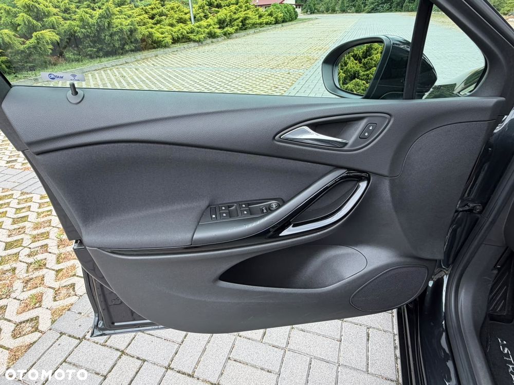 Opel Astra 1.4 Turbo Innovation - 22