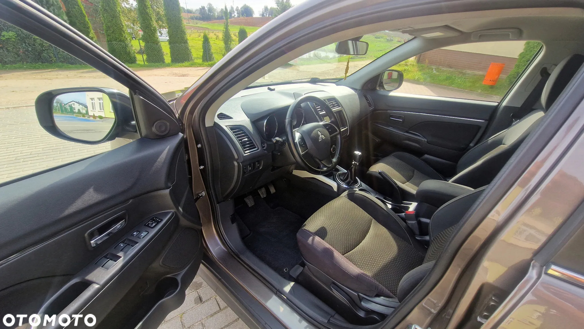 Mitsubishi ASX - 19
