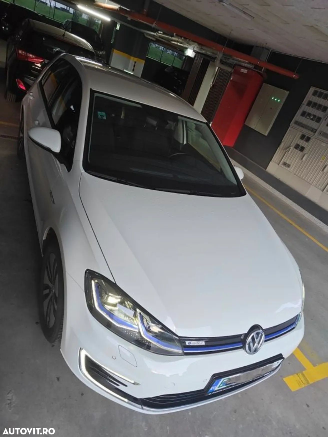 Volkswagen e-Golf - 1