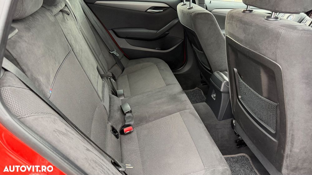 BMW X1 xDrive18d - 8