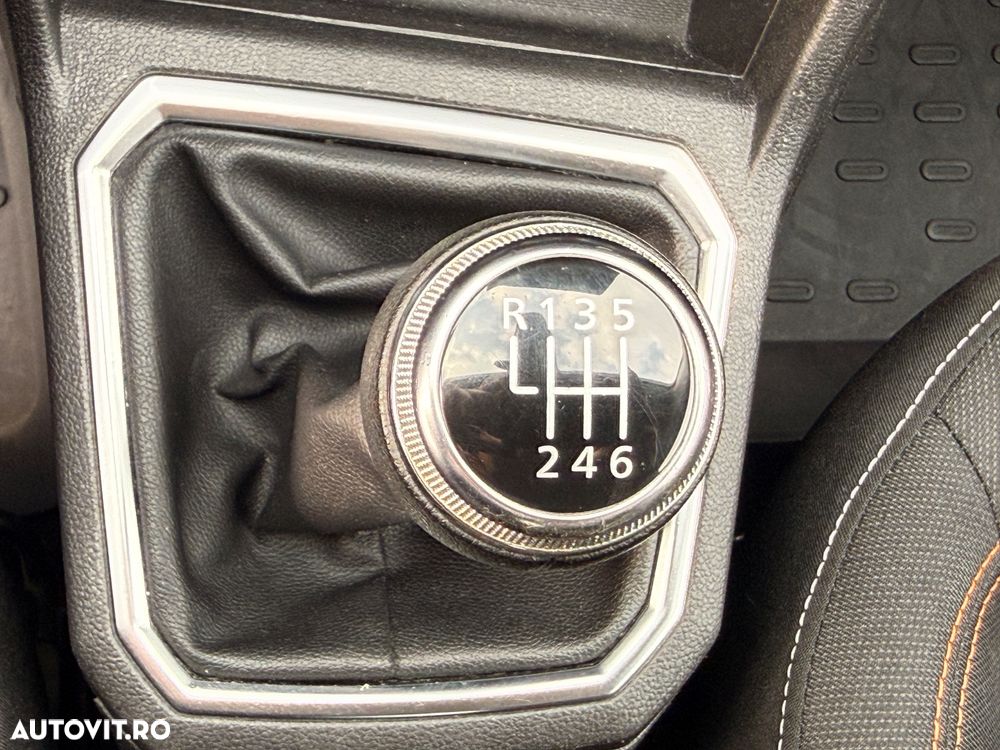 Dacia Sandero TCe 90 MT6 Comfort - 16