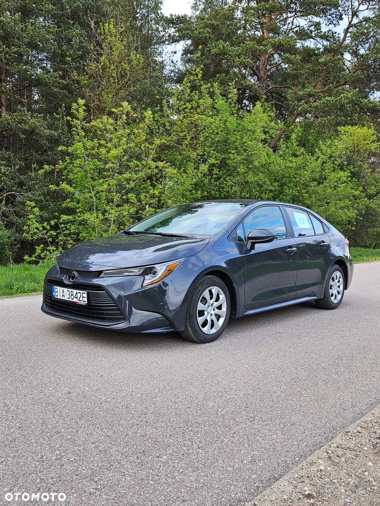 Toyota Corolla - 1