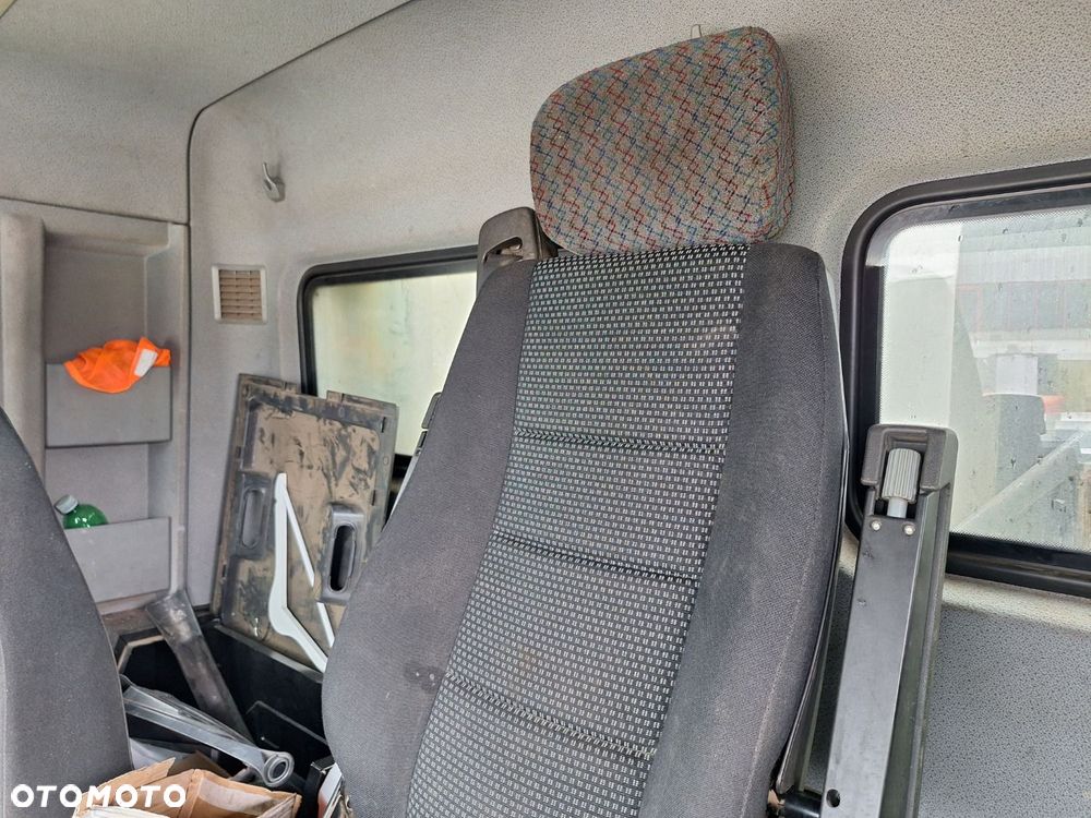 Versalift Actros 2536 L 6X2 - 18
