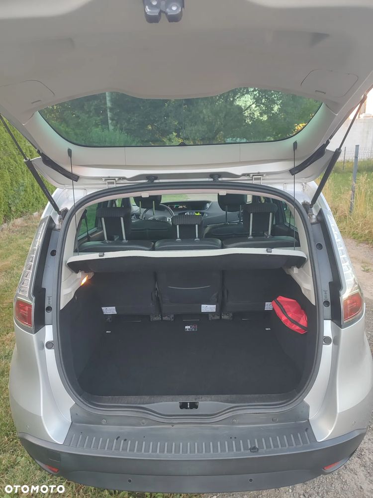 Renault Scenic 1.5 dCi Dynamique EDC - 6