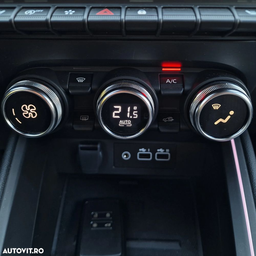 RENAULT Clio 2025 — imagine 24