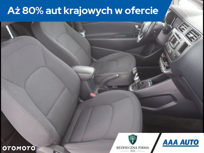 Kia Rio - 10