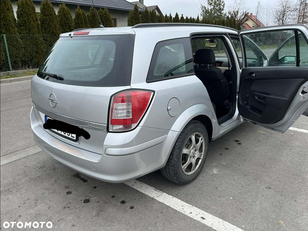 Opel Astra - 2