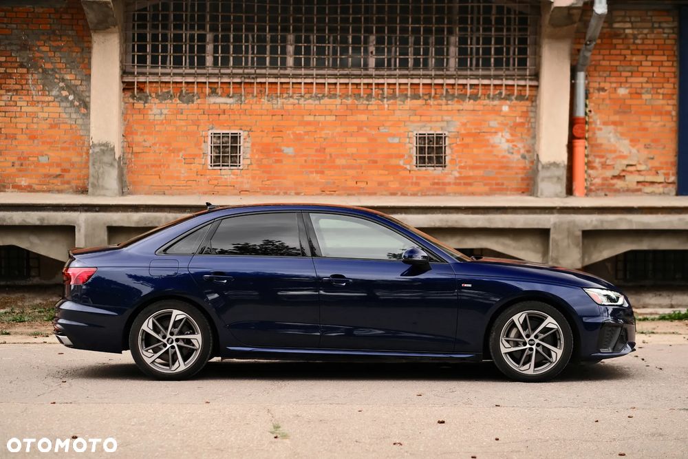 Audi A4 Limousine 45 TFSI mHEV Quattro Black Edition S tronic - 9
