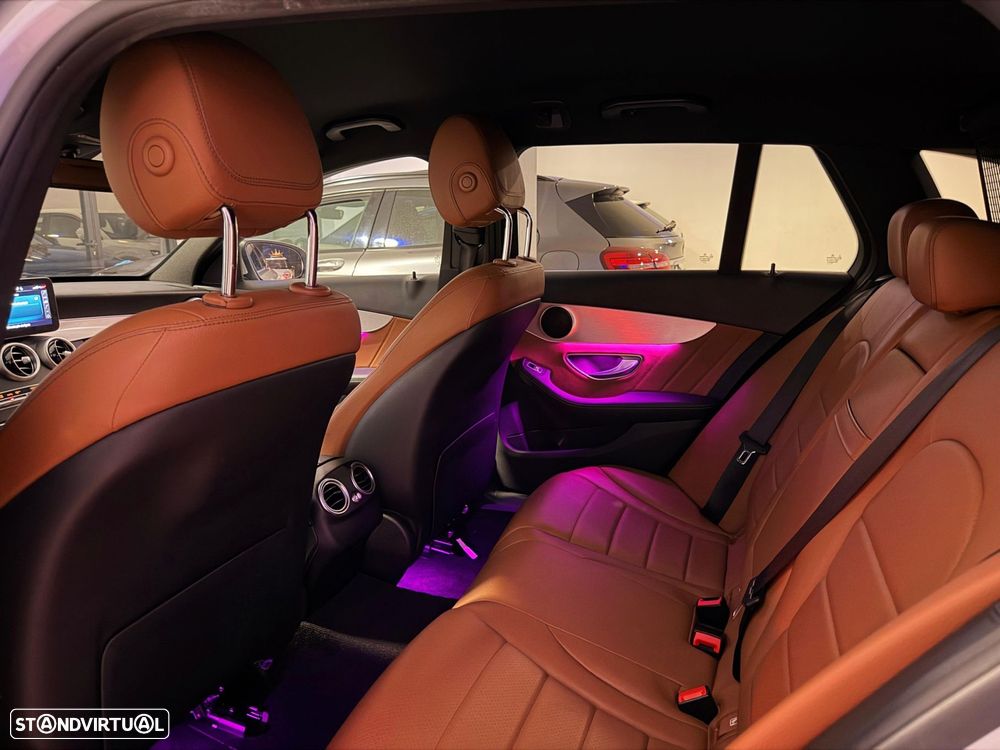 Mercedes-Benz C 300 e AMG Line - 5