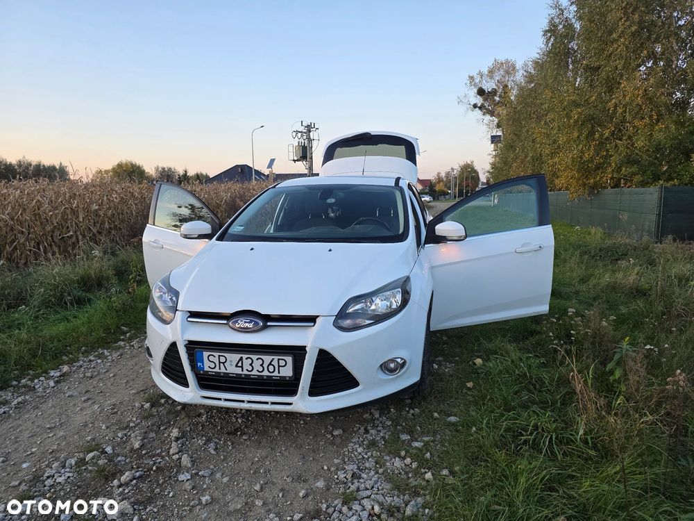 Ford Focus Turnier 1.6 TDCi DPF Start-Stopp-System Titanium - 7