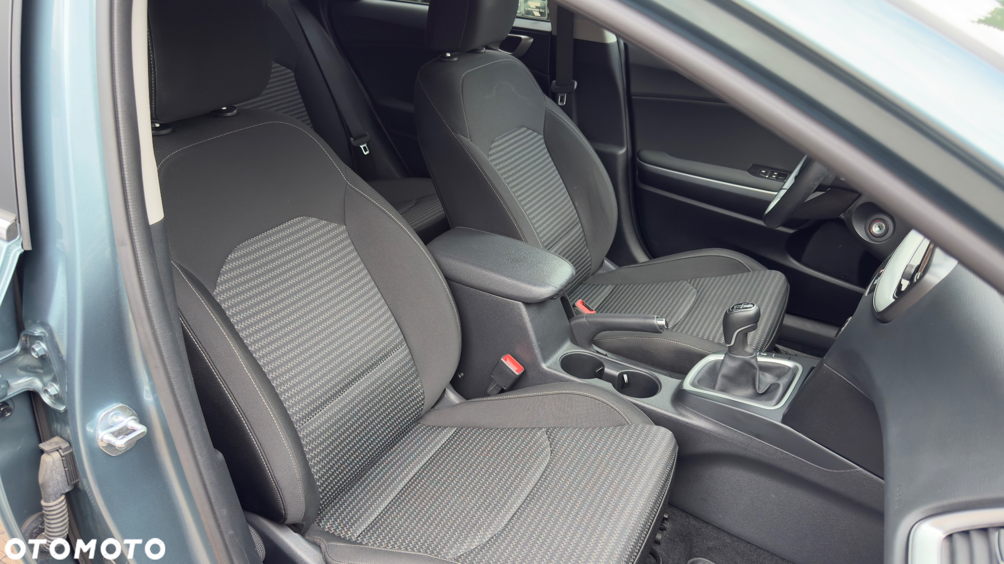 Kia Ceed 1.5 T-GDI M - 21