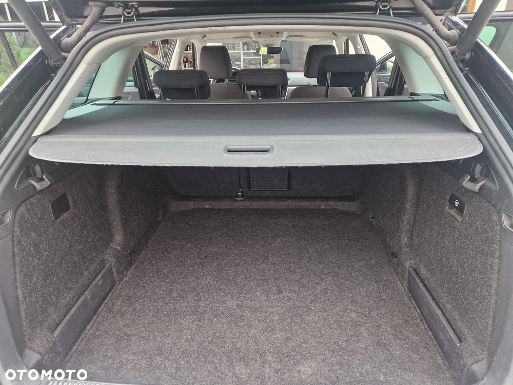Skoda Superb 2.0 TDI SCR Style DSG - 30