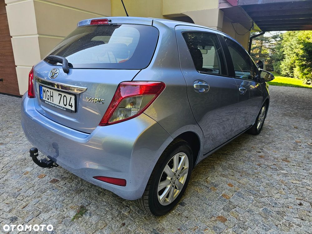 Toyota Yaris - 4