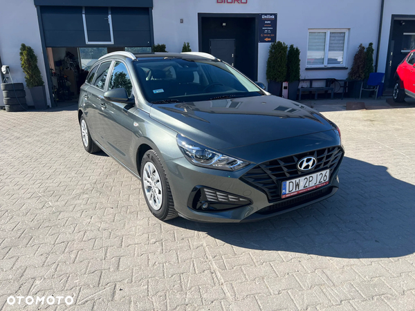 Hyundai i30 1.6 D Classic +