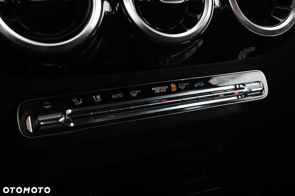 Mercedes-Benz Klasa B 180 Progressive 7G-DCT - 18
