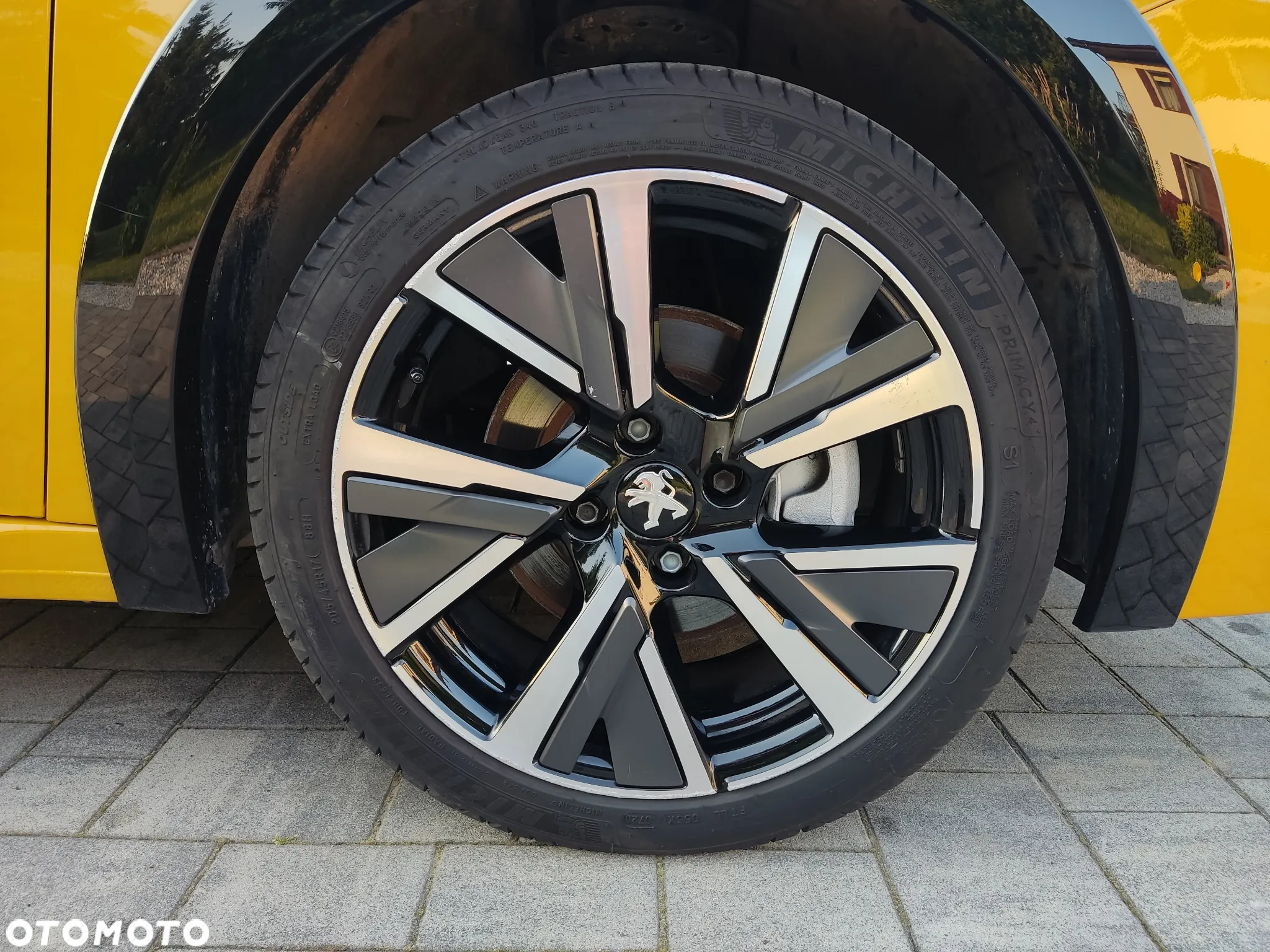 Peugeot 208 1.5 BlueHDi GT S&S - 19