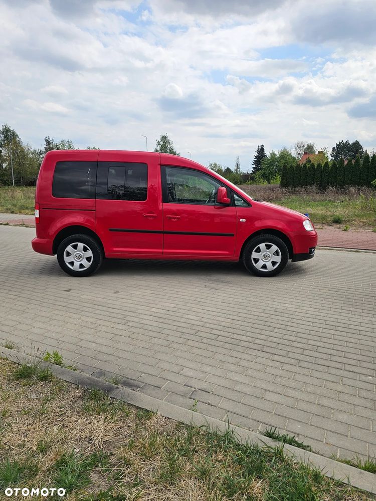 Volkswagen Caddy Life DSG - 9