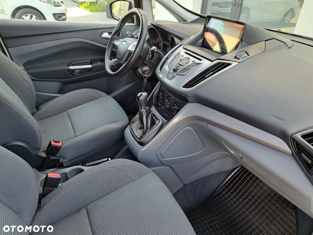 Ford C-MAX 1.6 Titanium - 19