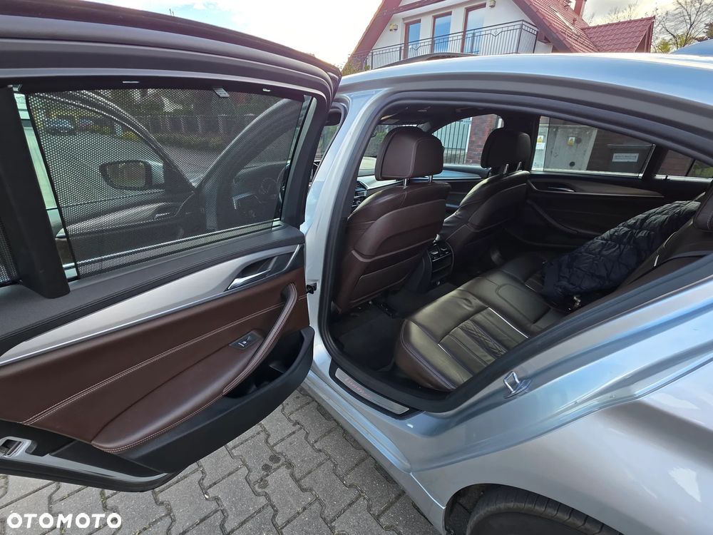 BMW Seria 5 520d Luxury Line - 7