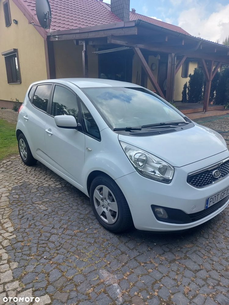 Kia Venga - 7
