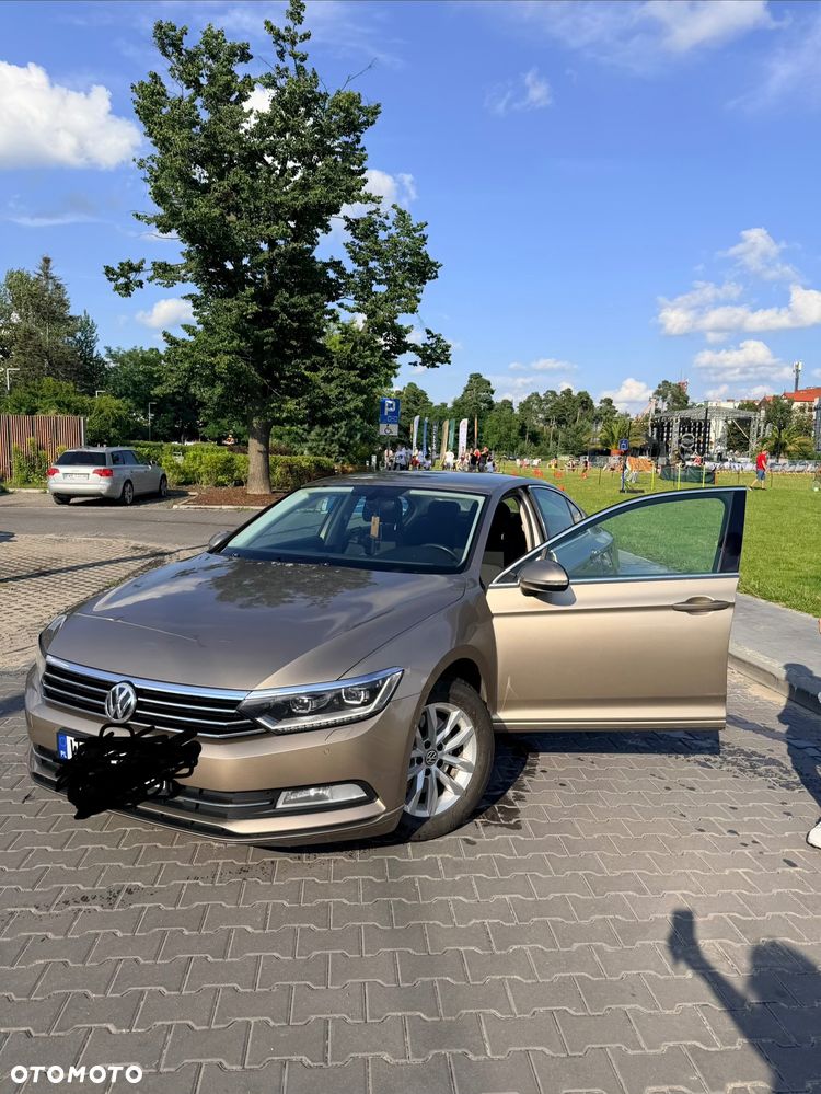 Volkswagen Passat - 6