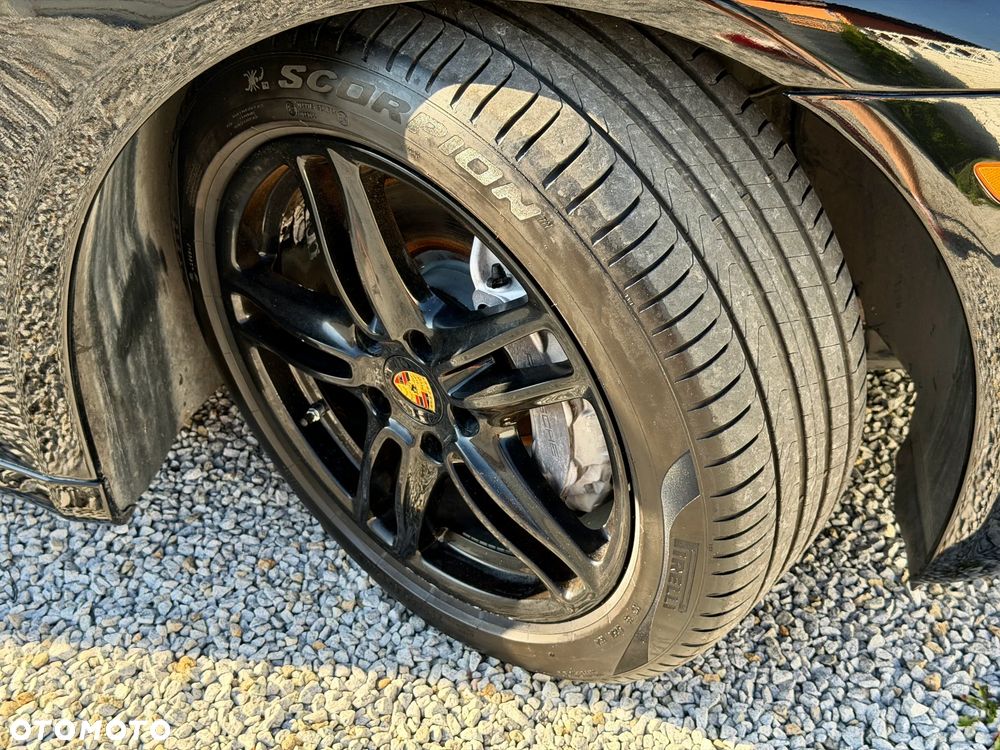 Porsche Panamera 4 PDK Edition - 36