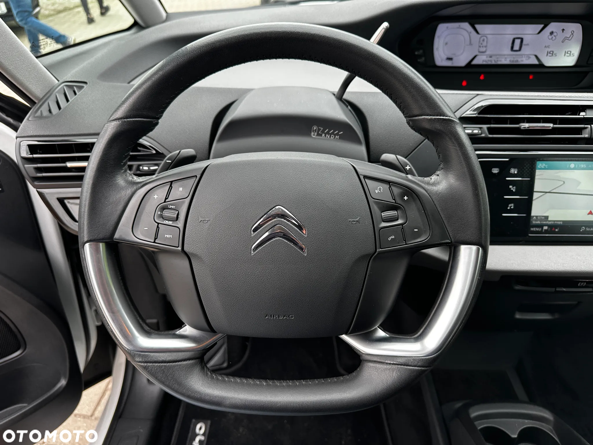 Citroën C4 Picasso - 8