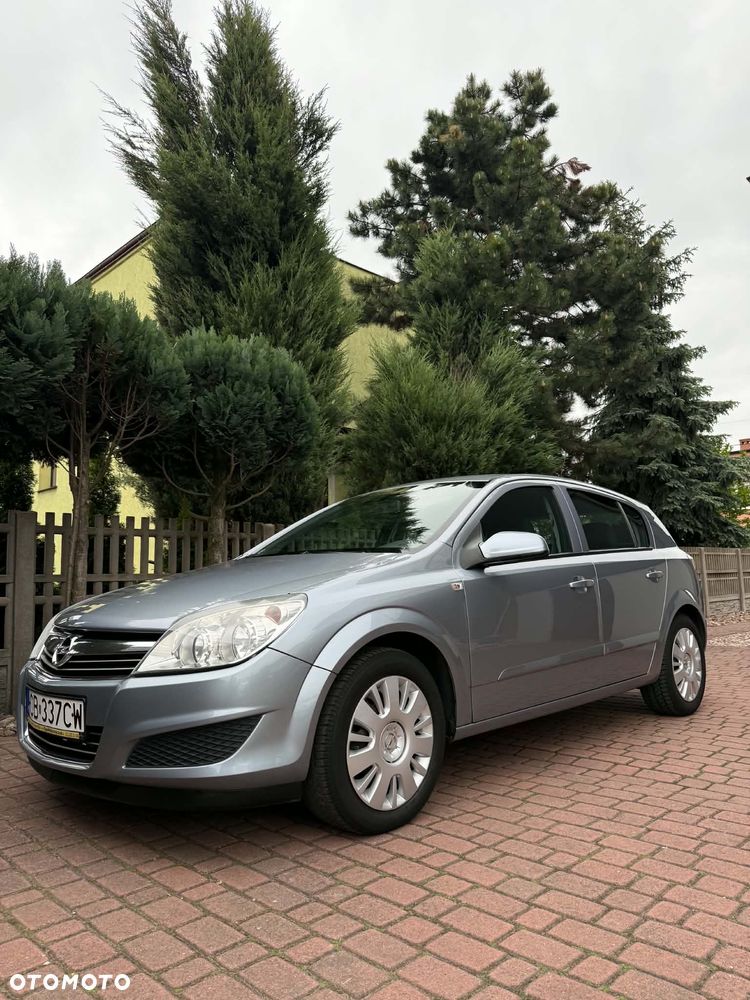 Opel Astra 1.6 Enjoy - 2