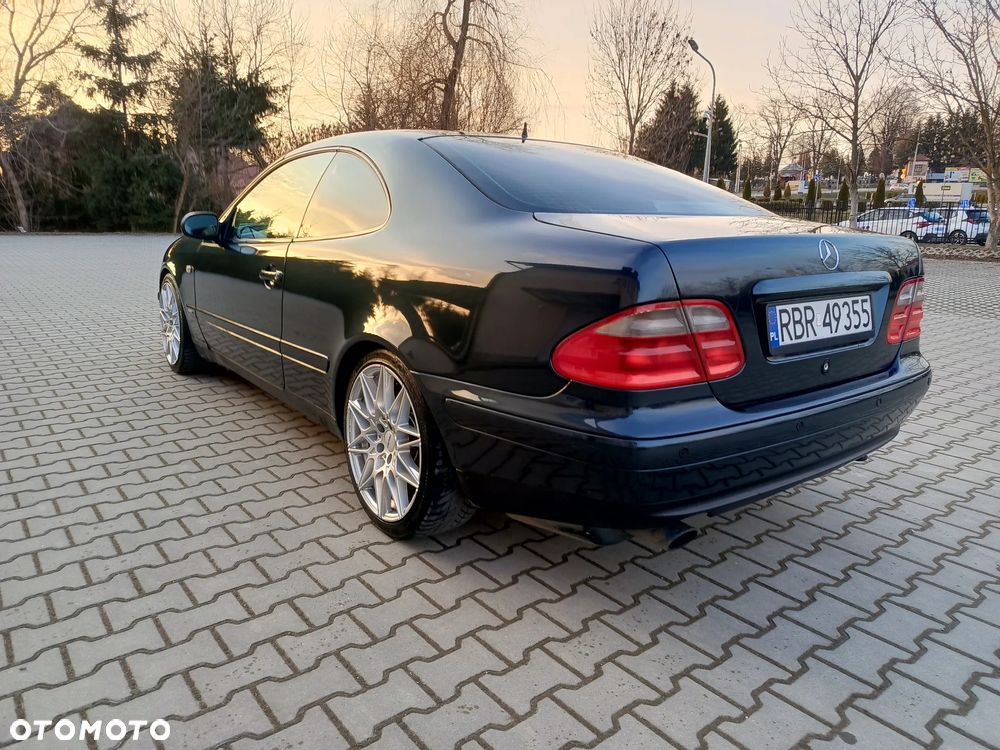 Mercedes-Benz CLK 320 - 8