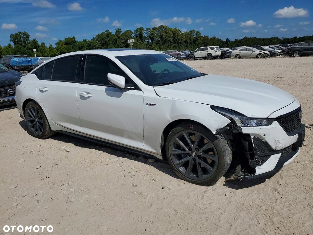 Cadillac CT5 - 3