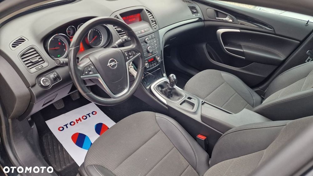 Opel Insignia - 13