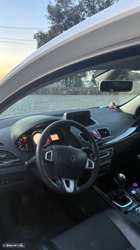 Renault Mégane Coupe 1.5 dCi Bose Edition SS - 6