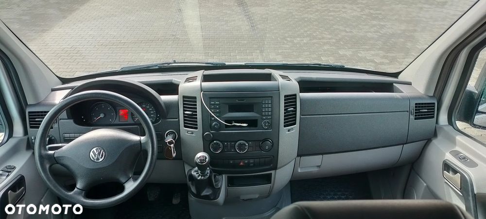 Volkswagen Crafter - 13