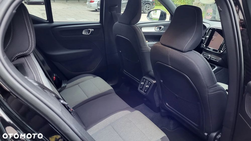 Volvo XC 40 B3 Core - 4