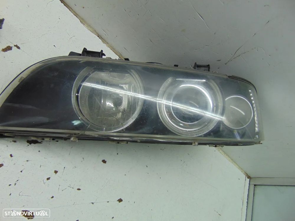 BMW E39 farois - 8