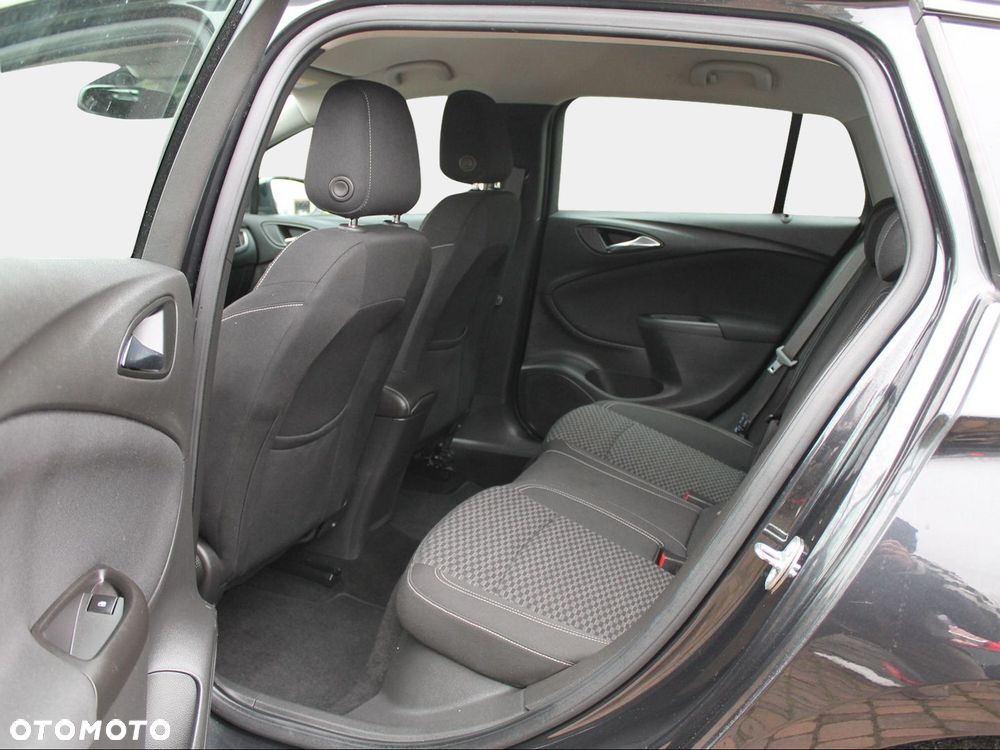Opel Astra 1.6 CDTI Elite - 37