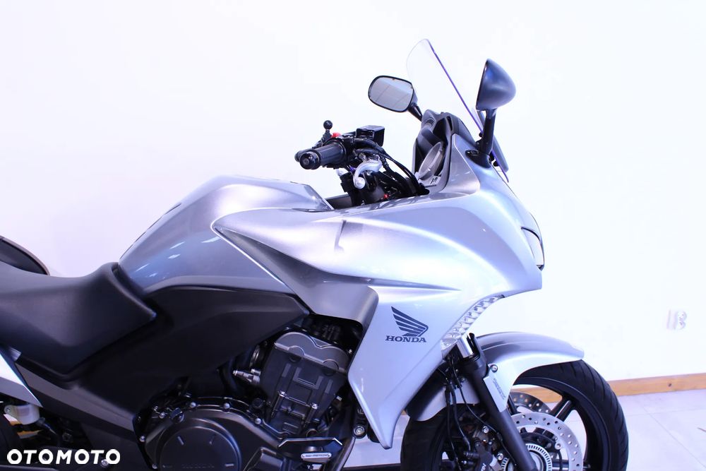 Honda CBF - 13