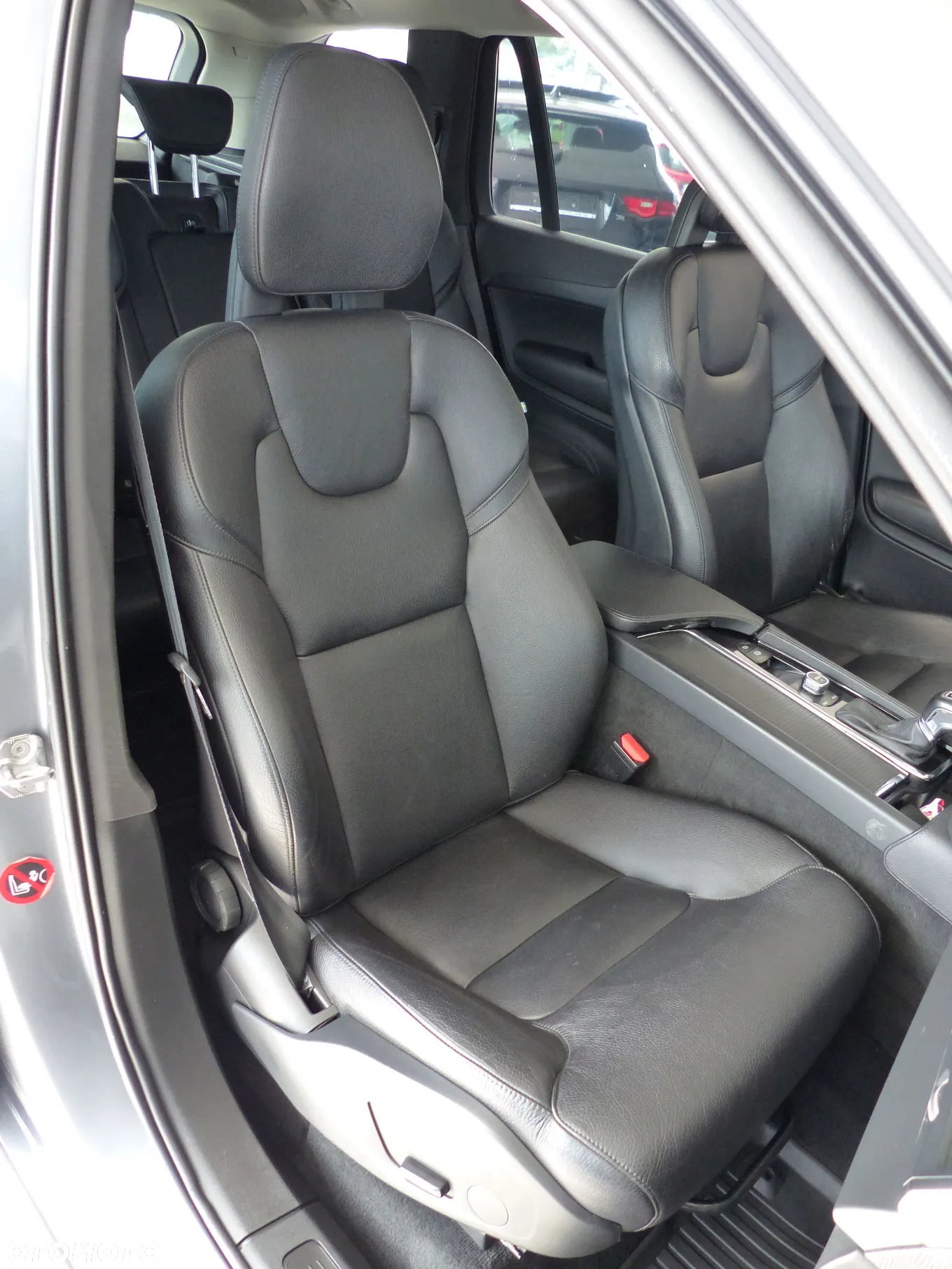 Volvo XC 90 D5 AWD Momentum - 12