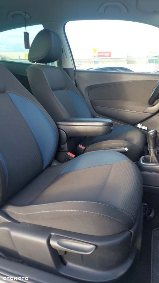 Volkswagen Polo 1.6 TDI Comfortline - 12