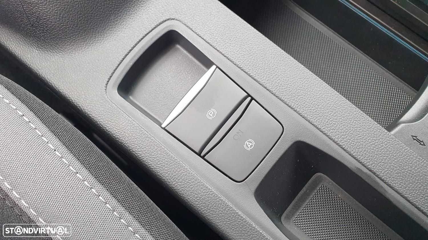 Ford Focus 1.0 EcoBoost MHEV Connected - 18