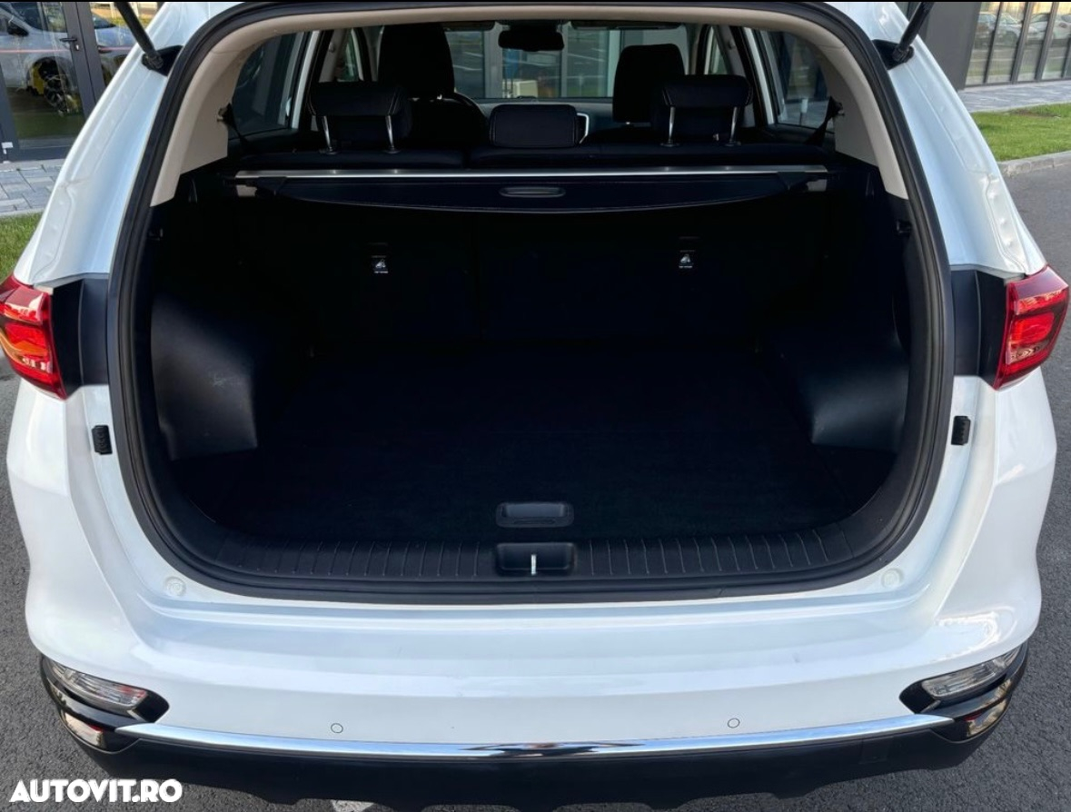 Kia Sportage 1.6 DSL MHEV 7DCT HP 4x2 Business Line - 6