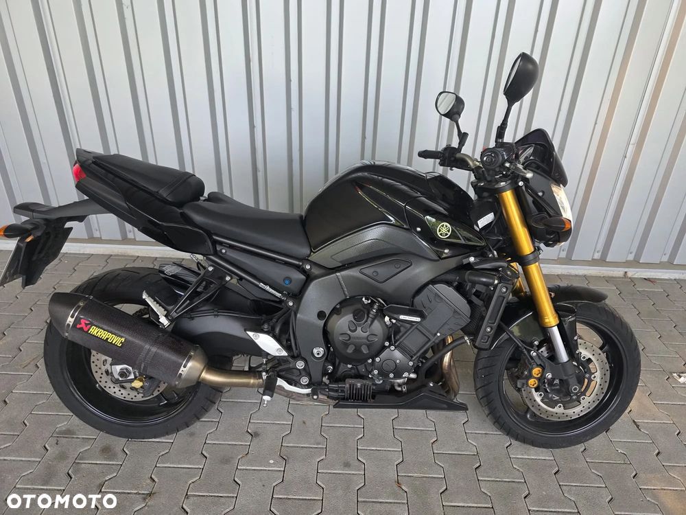 Yamaha FZ8 - 8