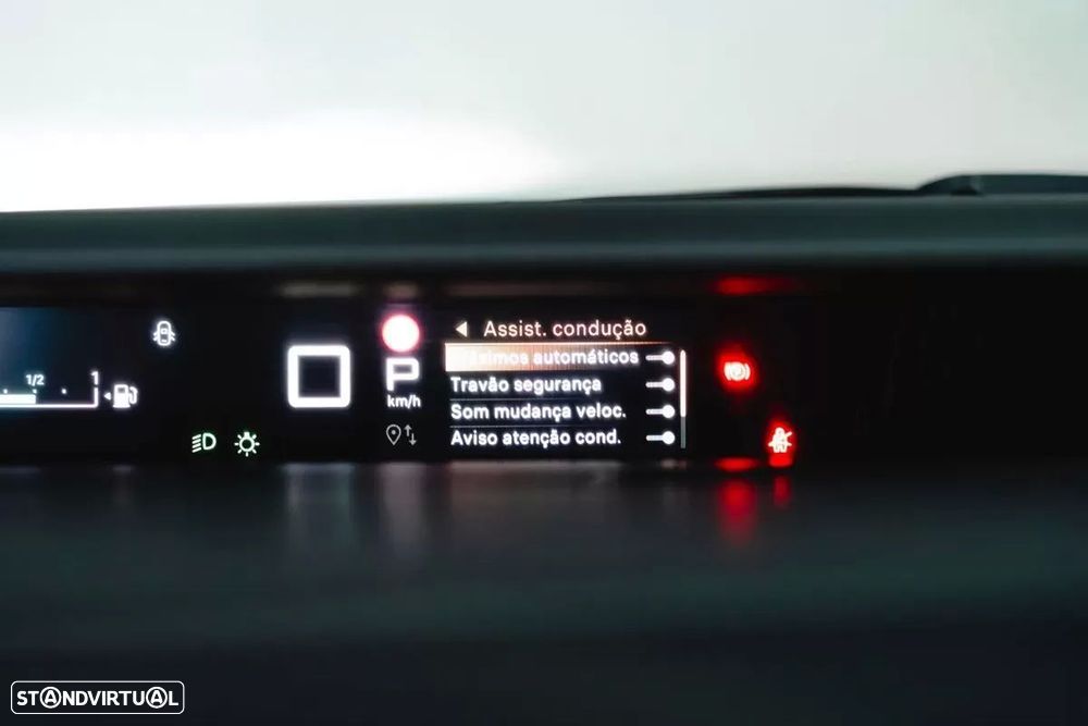 Citroën C3 Aircross 1.2 Hybrid Plus e-DSC6 - 29