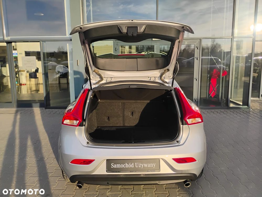 Volvo V40 D2 Drive-E Momentum - 7