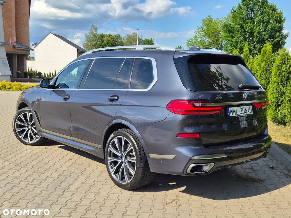 BMW X7 M50d sport - 39