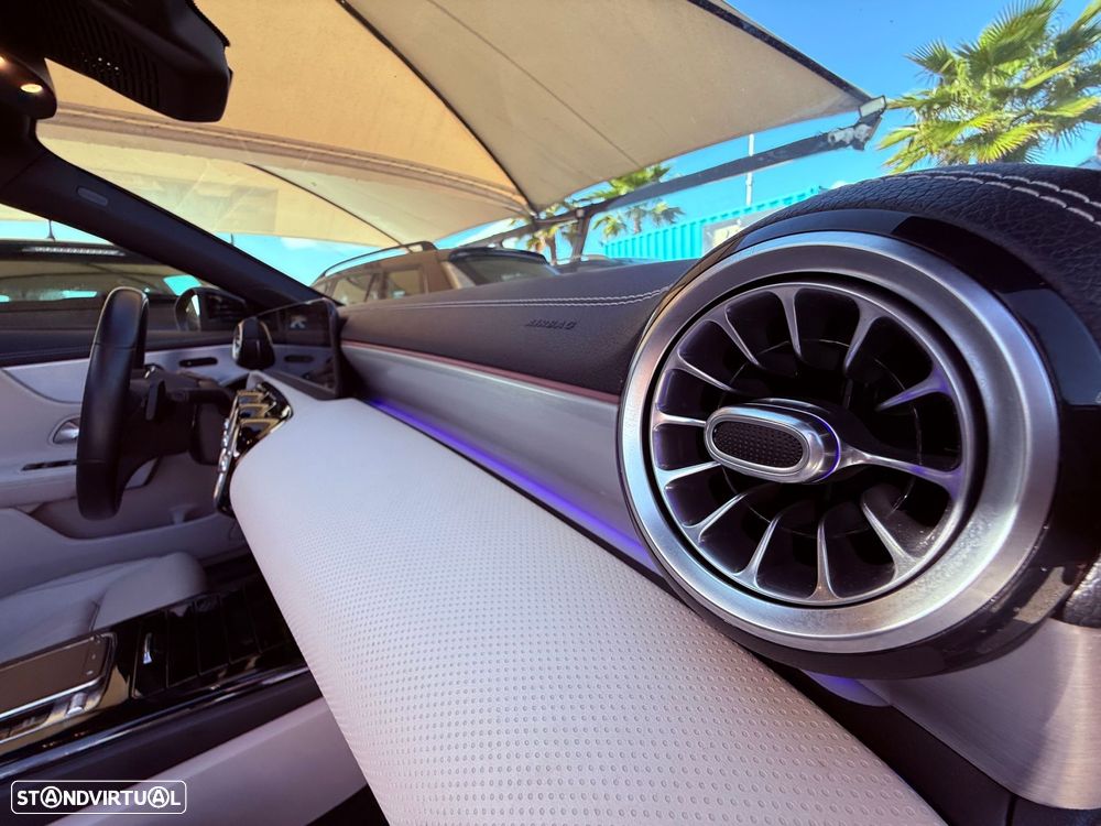 Mercedes-Benz CLA 180 7G-DCT Special Edition - 39