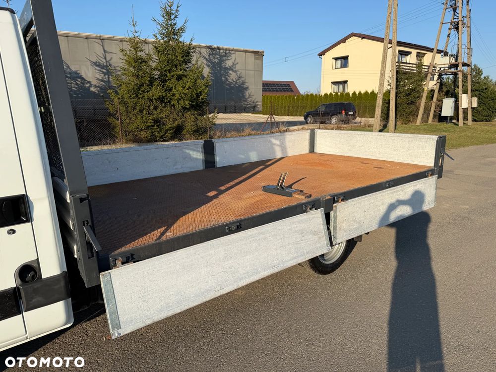 Iveco 35C13 * 2.3 / 130KM * Skrzyniowy * Rama * Rozstaw osi: 3.7m * - 20